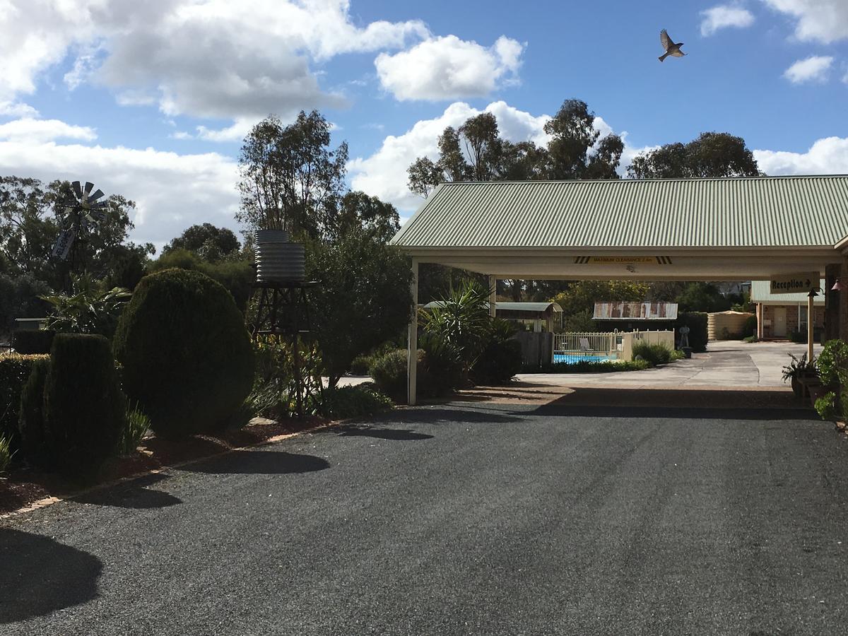 Tuckerbox Motor Inn Gundagai Bagian luar foto